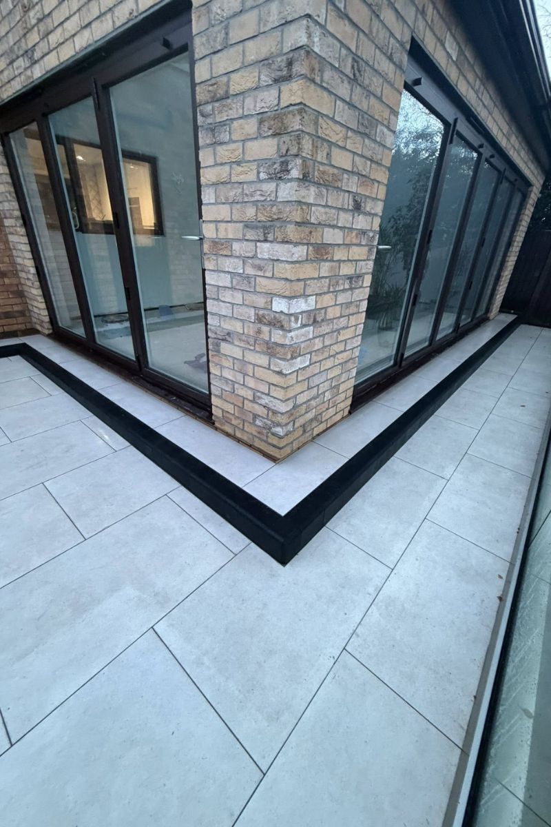 Bespoke Landscaping slabbing in garden